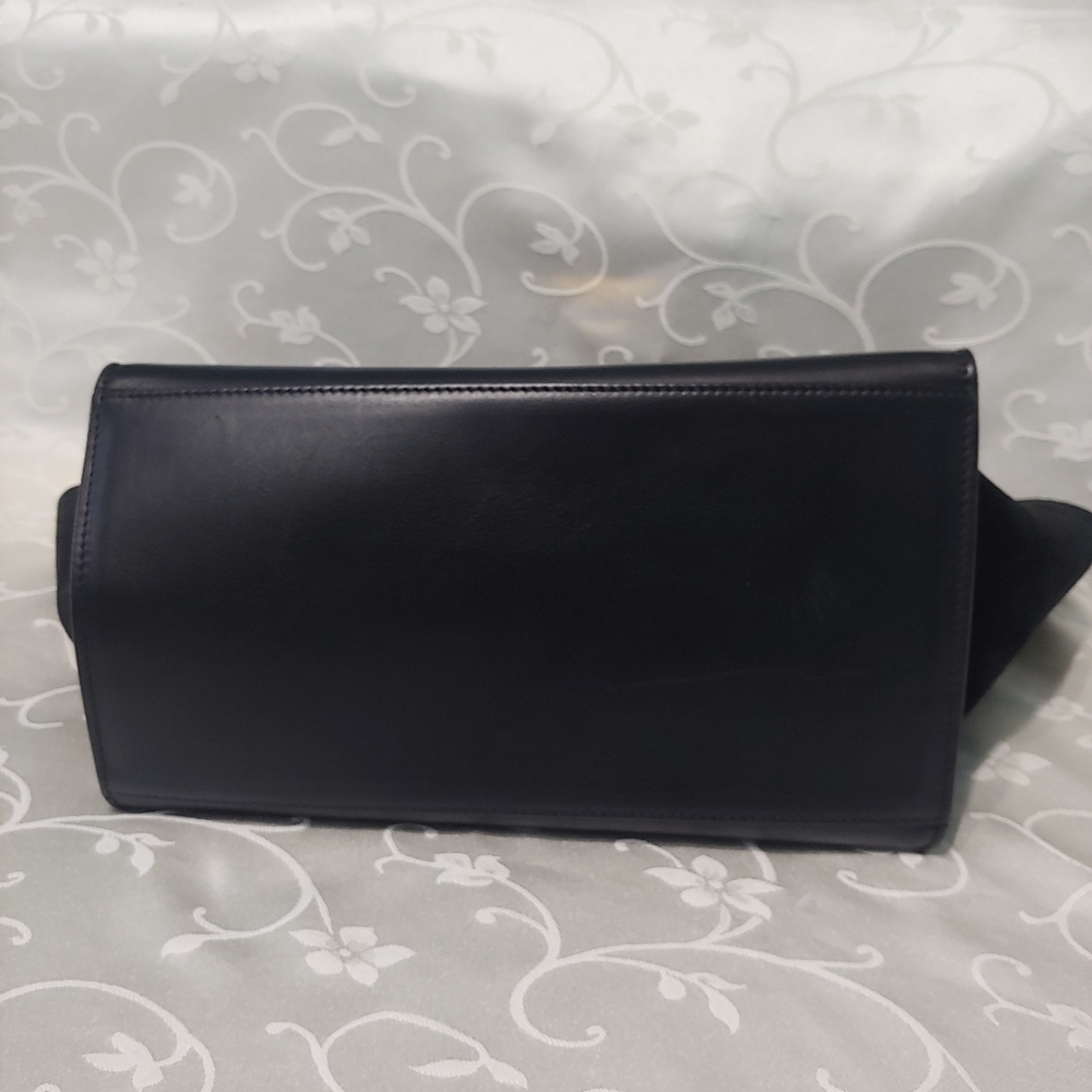 Celine Croc Embossed Medium Trapeze - Picture 6 of 16